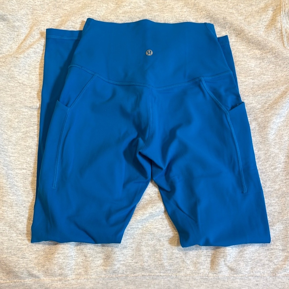 Lululemon Vibrant Poolside Blue Shorts. Align pant 25”. Great condition.